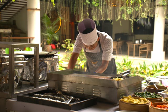Outdoor Kitchen