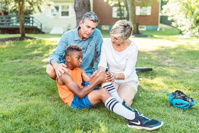 Parents Helping a Child After a School Injury Parents Helping a Child After a School Injury